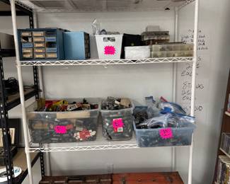 Vintage vacuum tubes & tons of electronic components