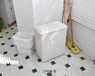 1025Laundry Room