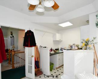 1020Laundry Room