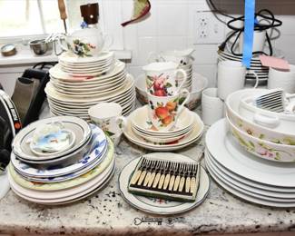 0015Some Highlights Schaumburg Estate Sale