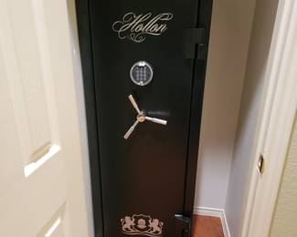 12 Gun Safe