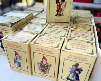 International Santa Claus Collection
