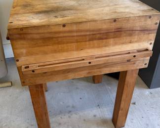 BUTCHER BLOCK TABLE