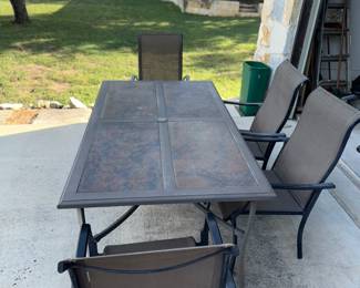 PAtio table