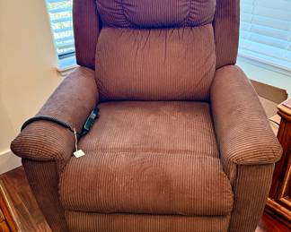 ELECTIRC Recliner LIFT CHAIR