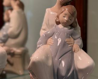Lladro mother and daughter