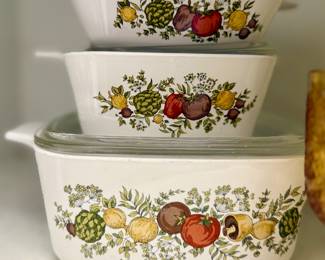 Vintage pyrex