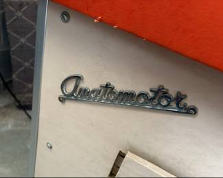 Amatomotor Chiropractic Table