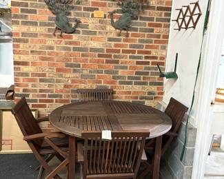Teak Wood Patio Table w/4 Chairs