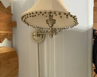 (2) A Pair of Wall Sconces 