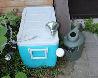 Cooler Sprinkler can