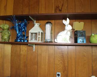 Decorator Items, ET, Bunny, Frogs, Lanterns