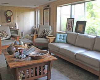 Overview of Family Room, Art