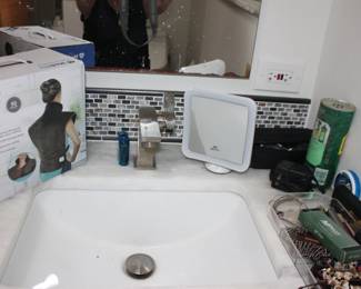 Vanity Mirror, Medi Relief