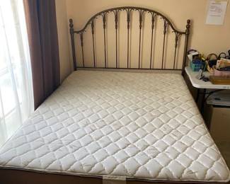 Queen bed with Bamboo Matress