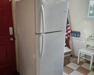 frigidaire 20.5 cubic feet