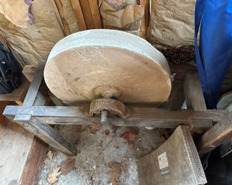 Grinding wheel