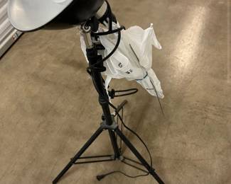 Smith-Victor SV Photo Video Light Kit with Umbrella & Tripod Stand Studio Lighting