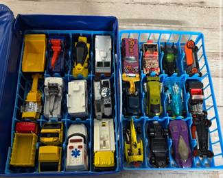 Vintage Hot Wheels 24 Car Collection with Car Case No. 20150