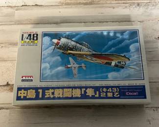 ARII 1/48 Nakajima Ki-43 Hayabusa Oscar WWII Fighter Model Kit Japan Sealed