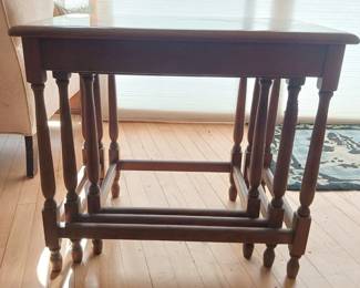 (3) Wooden Nesting Tables