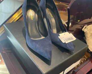 Saint Laurent Paris 80 Pumps 