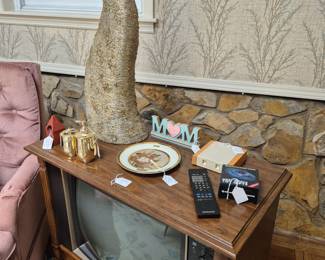 Vintage Working TV with remote $20