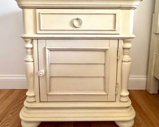 $200; Riverside Furniture brand ivory nightstand with charging drawer and louvered door; 29x17x31
