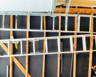 Werner 28 ft Aluminum Extension Ladder