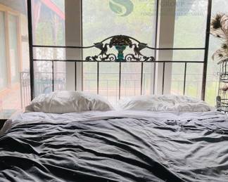 King Size Metal Canopy Bed