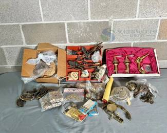Vintage Brass Door Knobs & More Hardware