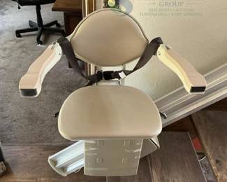 Bruno SRE-3000 Straight Stair Lift