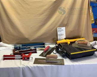 Plasplugs Power Master Diamond Wheel Wet Saw with Tiling Tools