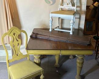 Dining Table & Chairs