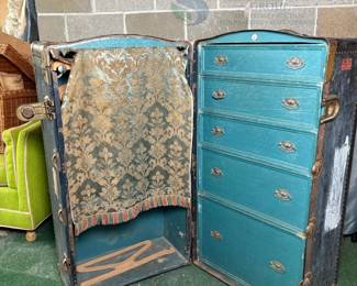 Vintage Steamer Trunk