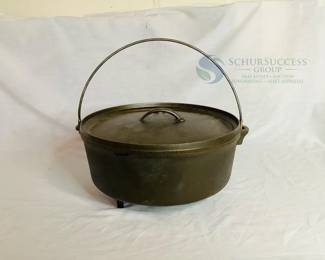 Cast Iron Dutch Oven