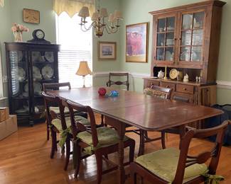 Lovely dining room