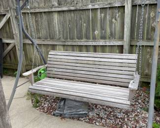 Outdoor swing