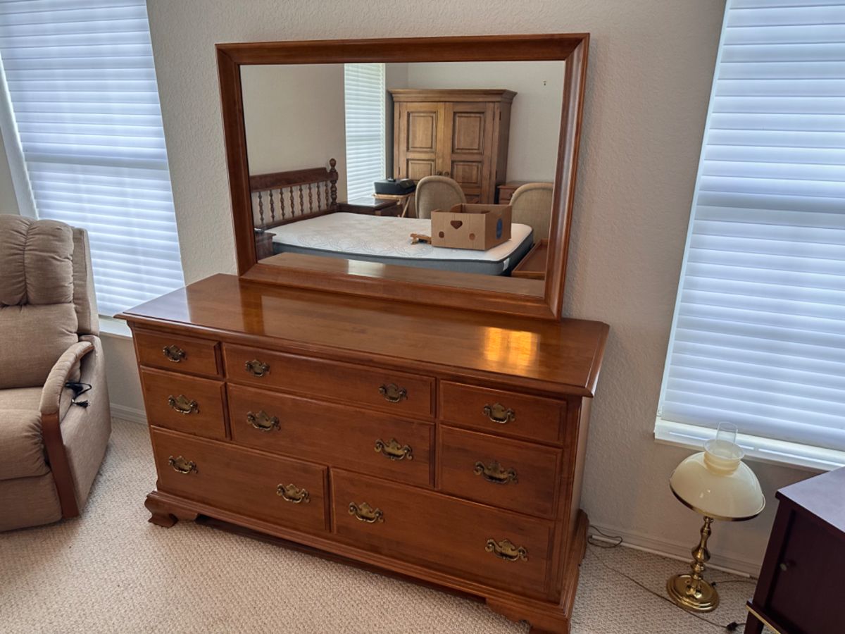 001 Ethan Allen Bedroom set