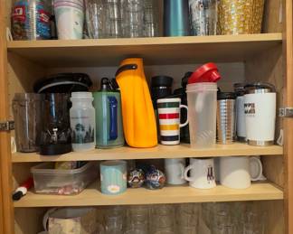 glasses and mugs