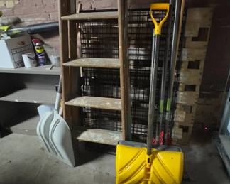Garden and yard tools