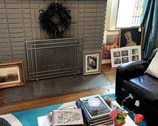 Pictures and decor