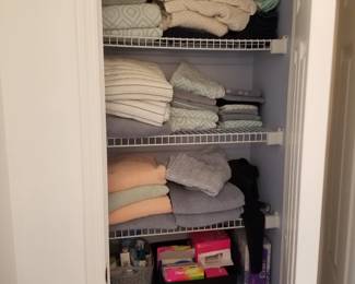 Towels & linens; wire rack shelving