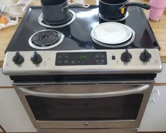 GE electric range