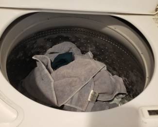 Whirlpool washing machine with stainless steel drum