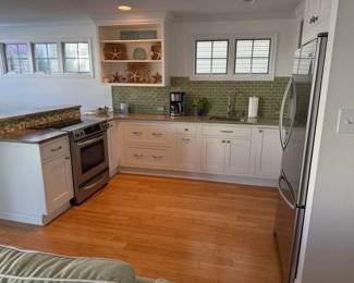 U-shaped kitchen has ample cabinetry