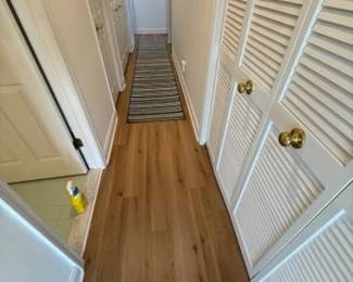 Floating flooring