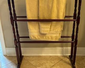 Wooden Quilt or Towel Rack
