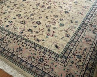 Wool rug 8x10 - good condition