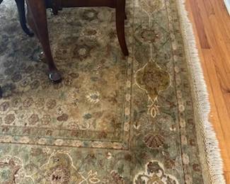 Wool rug 8x10 - good condition
